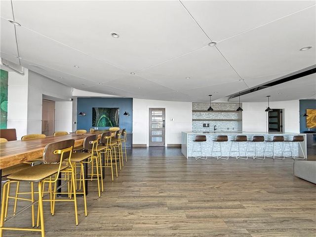 943 Peachtree NE Street 1205, Atlanta, GA 30309