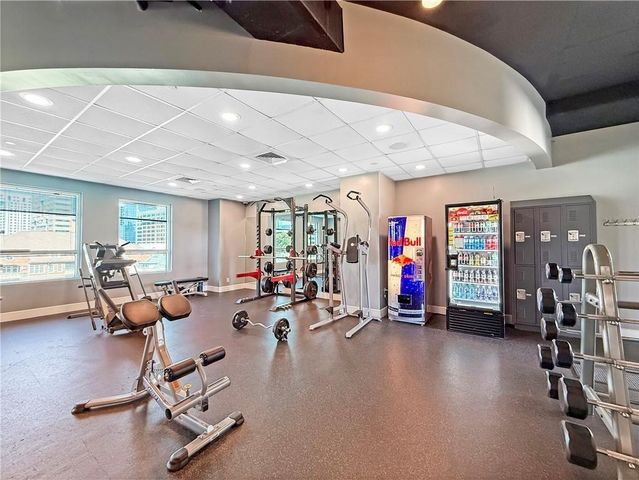 943 Peachtree NE Street 1205, Atlanta, GA 30309