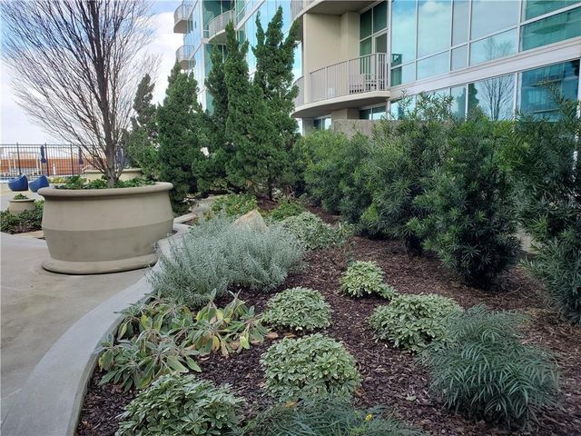 943 Peachtree NE Street 1205, Atlanta, GA 30309