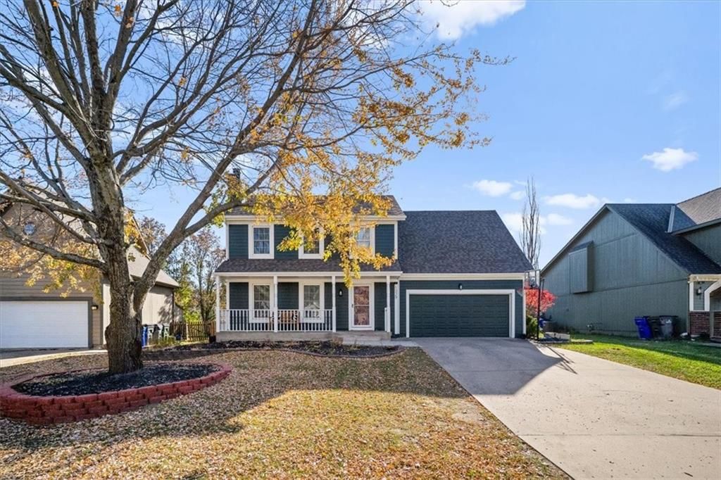 1329 E 154 Terrace, Olathe, KS 66062