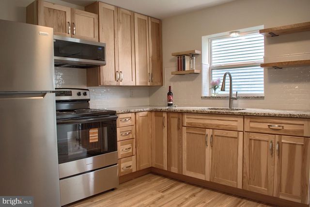 107 17TH ST, Coal Township, PA 17866