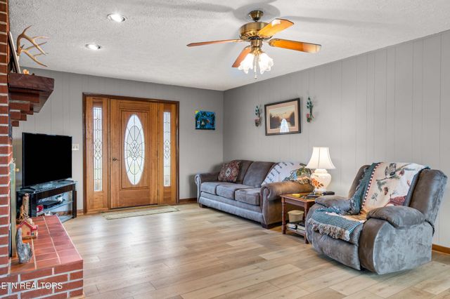 1423 Emily Drive, Sevierville, TN 37876