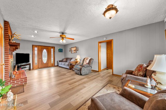 1423 Emily Drive, Sevierville, TN 37876