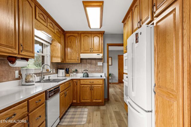 1423 Emily Drive, Sevierville, TN 37876