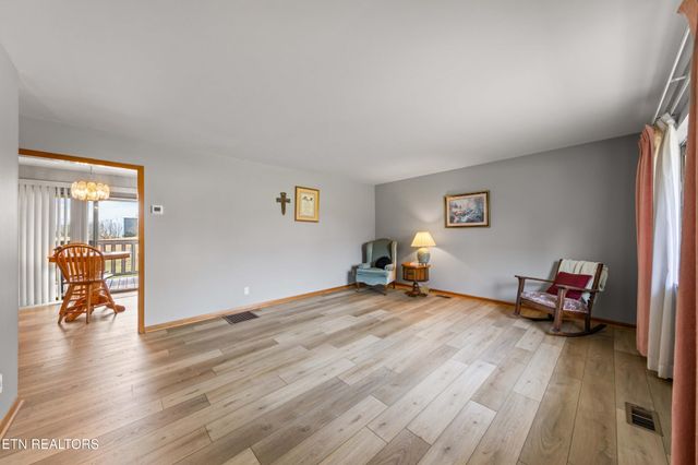 1423 Emily Drive, Sevierville, TN 37876