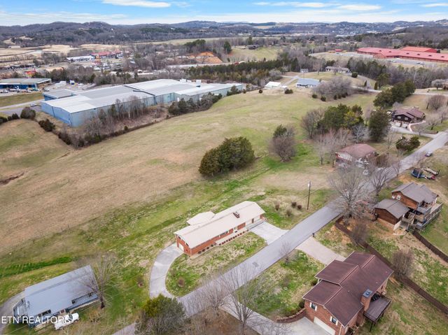 1423 Emily Drive, Sevierville, TN 37876