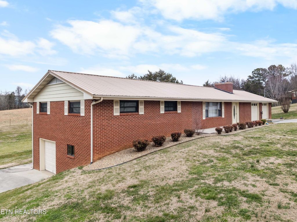 1423 Emily Drive, Sevierville, TN 37876