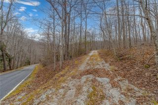 8 Granite Falls Drive, Landrum, SC 29356