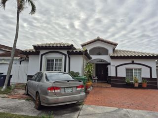 9576 SW 156th Pl, Miami, FL 33196