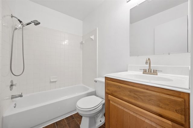 811 Lantana LN, Leander, TX 78641