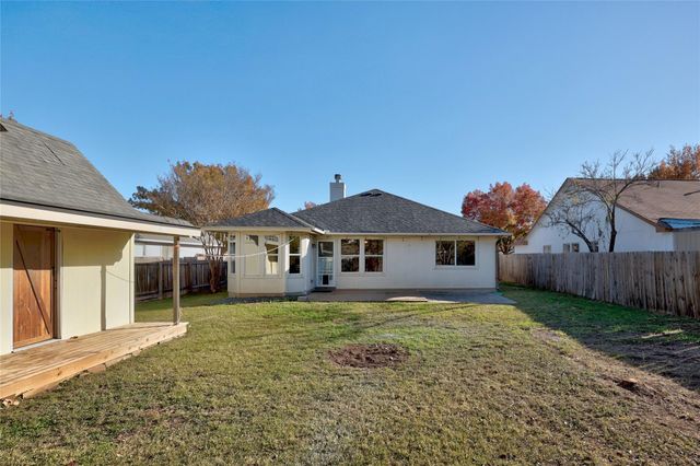 811 Lantana LN, Leander, TX 78641