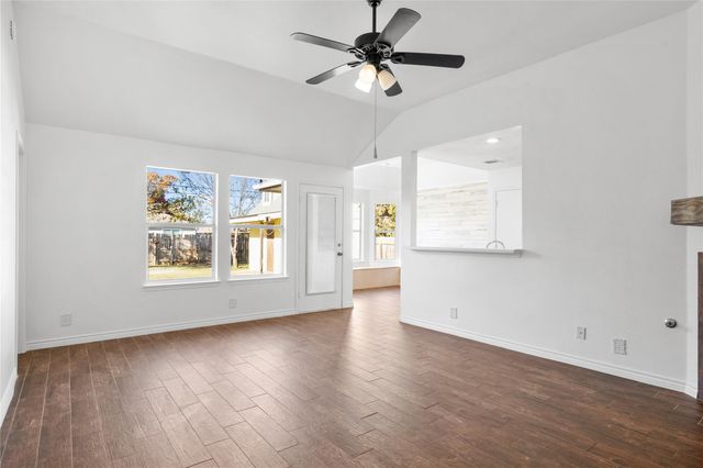 811 Lantana LN, Leander, TX 78641