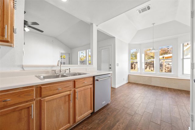 811 Lantana LN, Leander, TX 78641