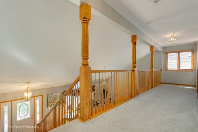 8220 Rutherford Drive, Woodridge, IL 60517
