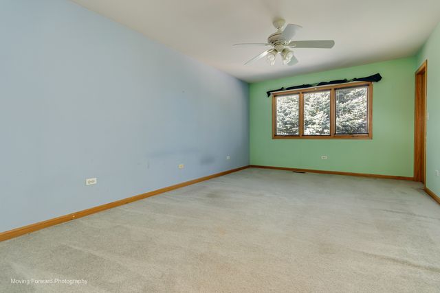 8220 Rutherford Drive, Woodridge, IL 60517