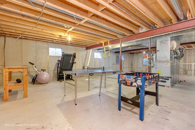 8220 Rutherford Drive, Woodridge, IL 60517