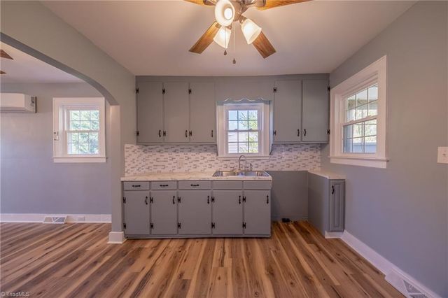 125 Cabin Lane, Mount Airy, NC 27030