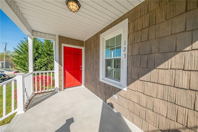 125 Cabin Lane, Mount Airy, NC 27030