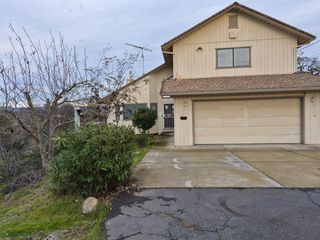 9726 Banderilla Dr, La Grange, CA 95329