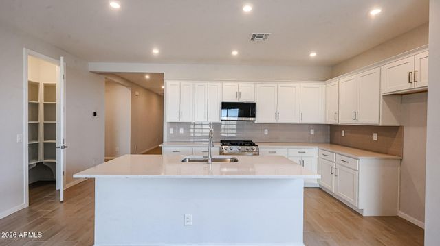 27949 N Tinajas Road, Florence, AZ 85132