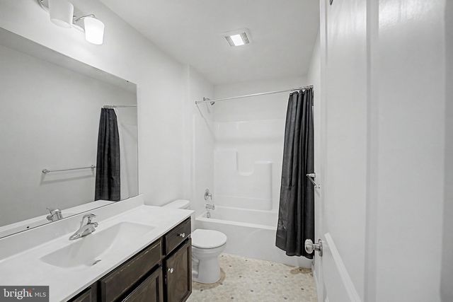 534 EMERALD WAY, Carlisle, PA 17015