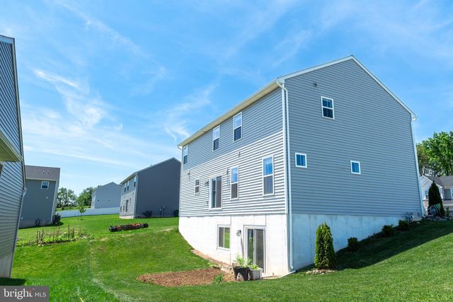 534 EMERALD WAY, Carlisle, PA 17015