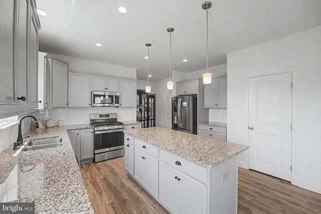 534 EMERALD WAY, Carlisle, PA 17015