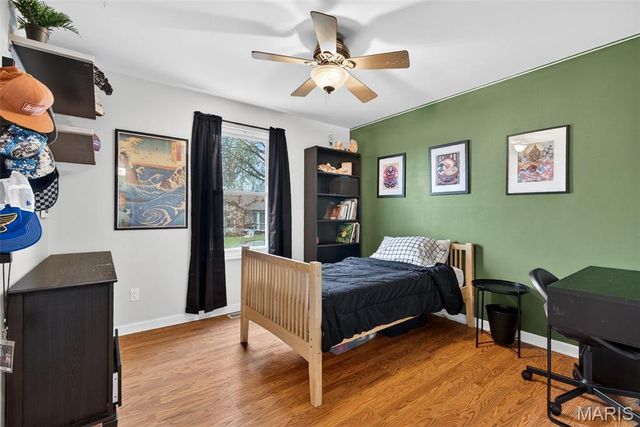 28 Greenfield Drive, St Peters, MO 63376