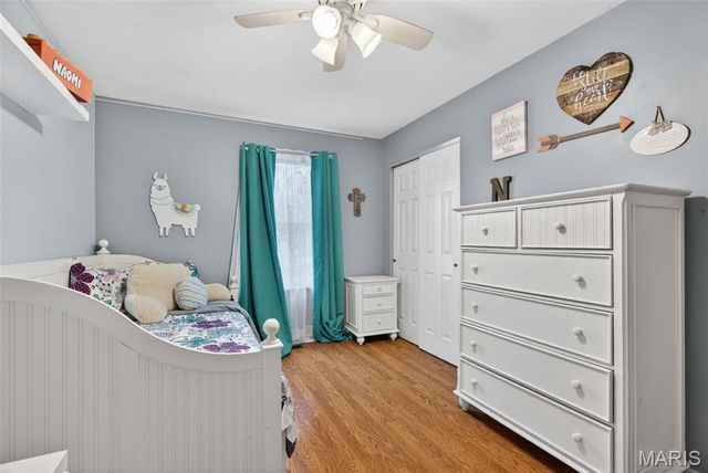 28 Greenfield Drive, St Peters, MO 63376