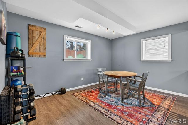 28 Greenfield Drive, St Peters, MO 63376