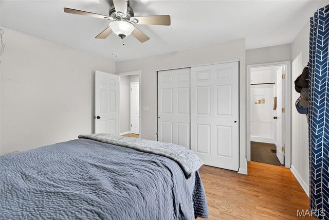 28 Greenfield Drive, St Peters, MO 63376