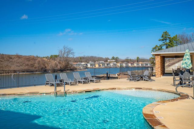 620 Grand Point Dr # 22-A, Hot Springs, AR 71913