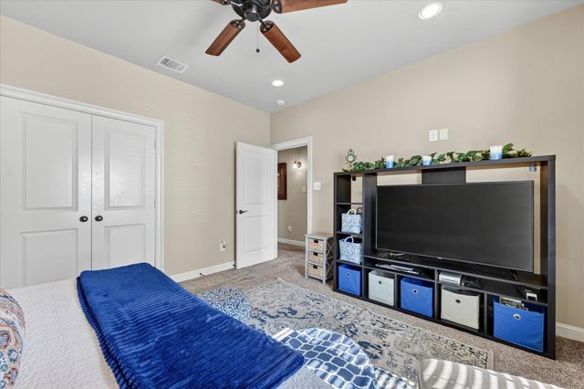732 Forest Creek, Desoto, TX 75115
