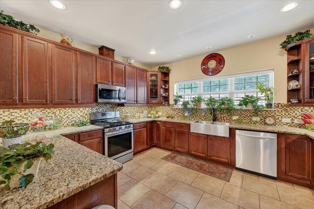 732 Forest Creek, Desoto, TX 75115