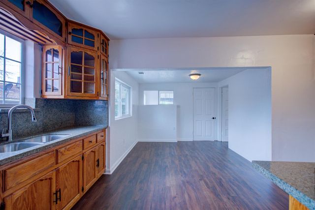 1241 6th, Atwater, CA 95301