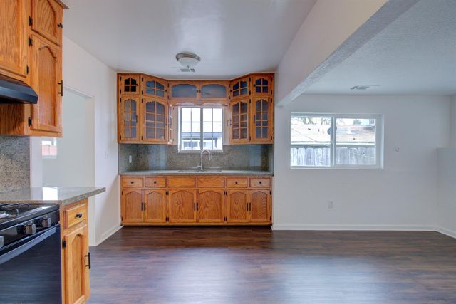 1241 6th, Atwater, CA 95301