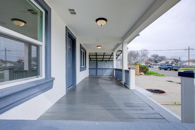 1241 6th, Atwater, CA 95301