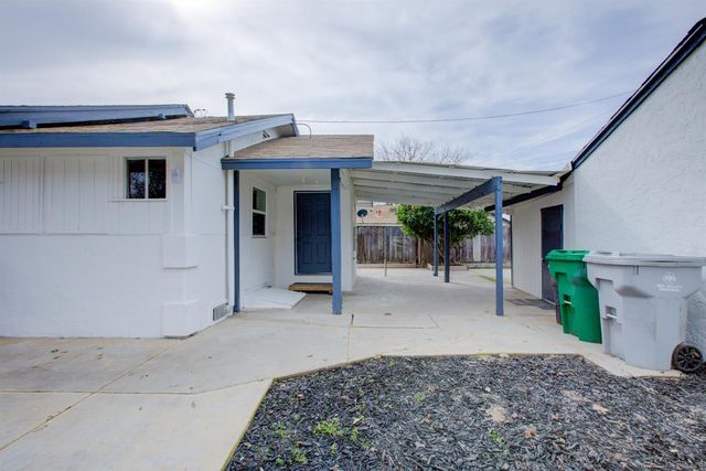 1241 6th, Atwater, CA 95301