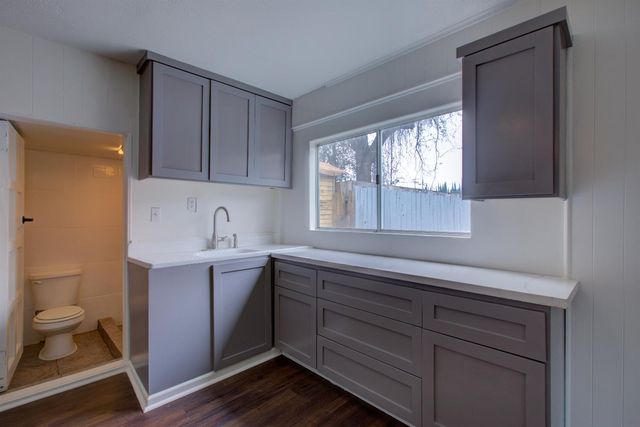 1241 6th, Atwater, CA 95301