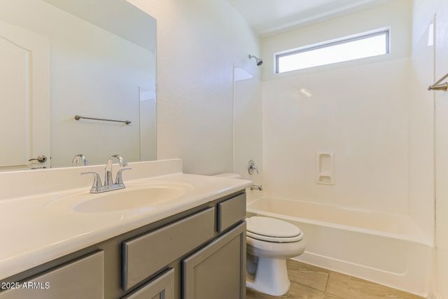 1361 E RACINE Drive, Casa Grande, AZ 85122