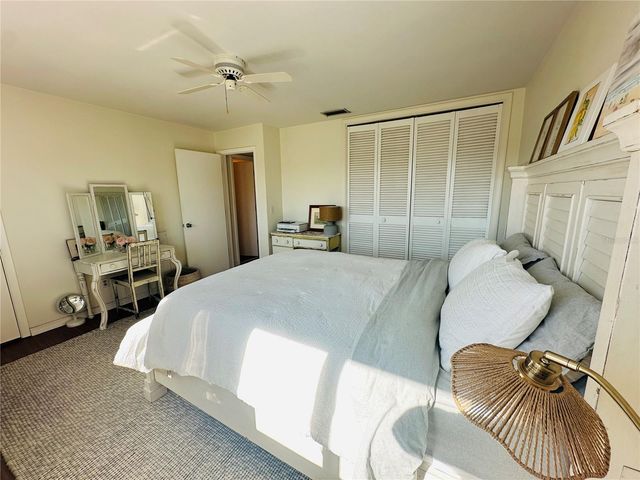 1221 DREW STREET D9, Clearwater, FL 33755