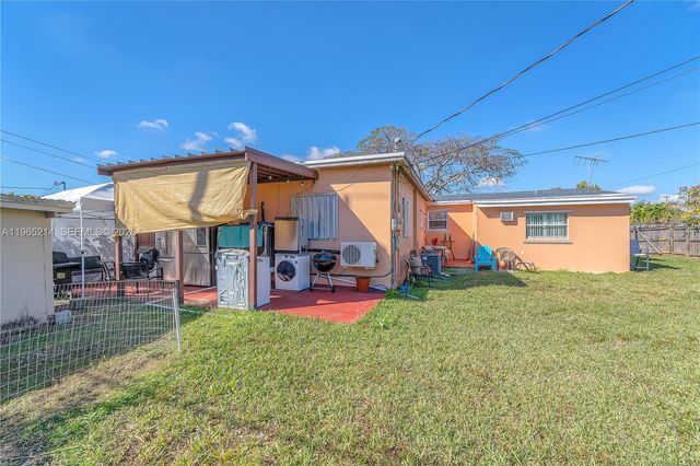 3235 SW 93rd Ct, Miami, FL 33165