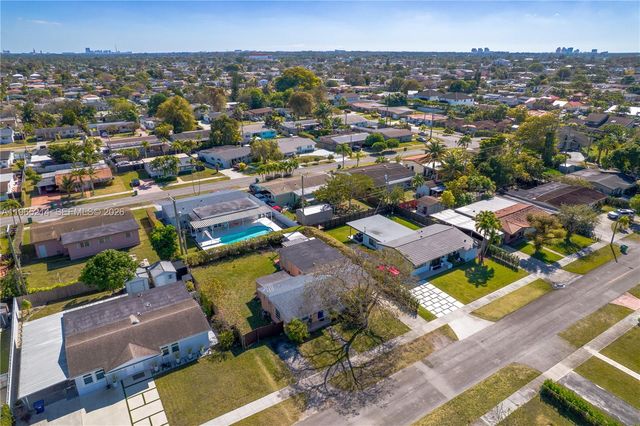 3235 SW 93rd Ct, Miami, FL 33165