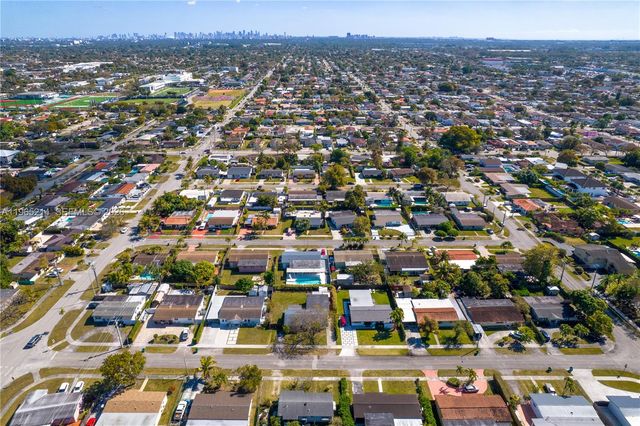 3235 SW 93rd Ct, Miami, FL 33165