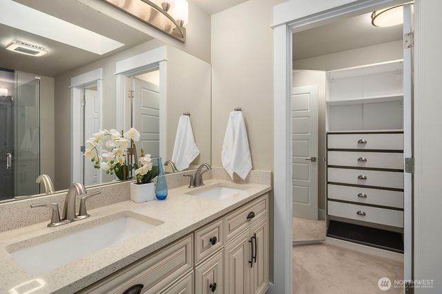 3409 Broadmoor Drive NE, Tacoma, WA 98422