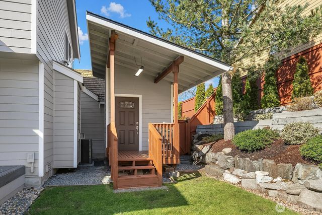 3409 Broadmoor Drive NE, Tacoma, WA 98422