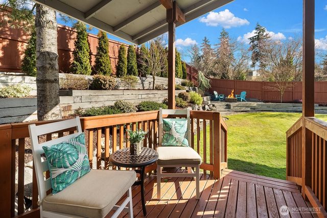 3409 Broadmoor Drive NE, Tacoma, WA 98422