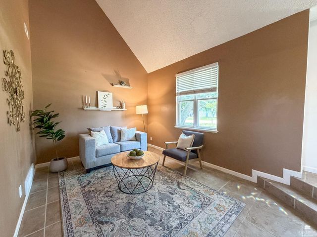 3314 Valleywood Drive, Manhattan, KS 66502