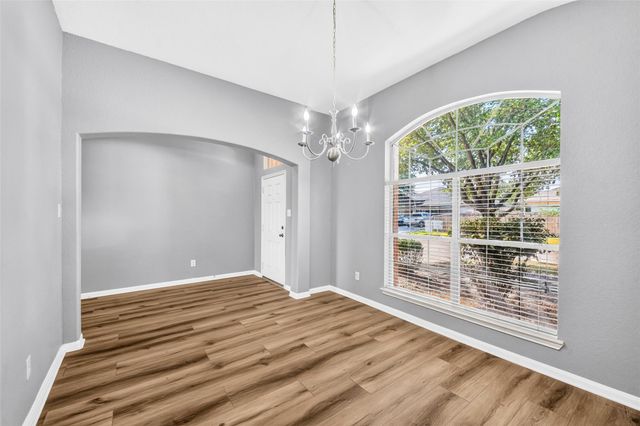 6534 Bella Noche Drive, Spring, TX 77379