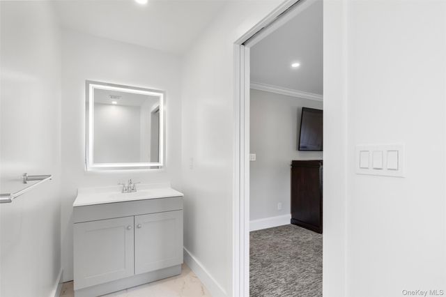 7 Gedney Terrace, White Plains, NY 10605